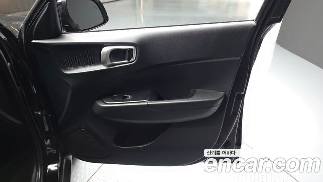 Hyundai Venue 2020 — photo 14