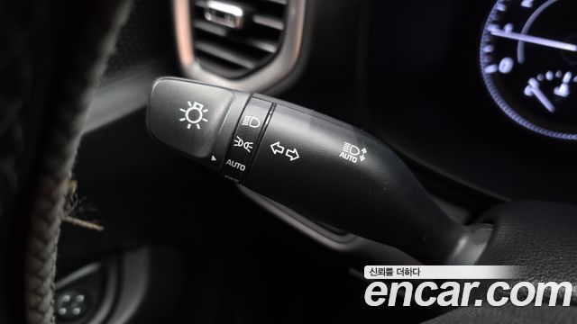 Hyundai Venue 2020 — photo 27