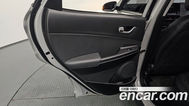 Hyundai Kona 2021 — photo 15