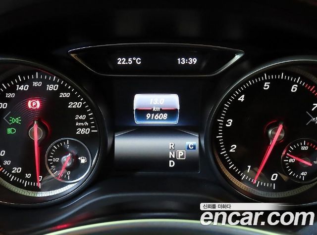 Mercedes-Benz CLA-Class 2018 — photo 9
