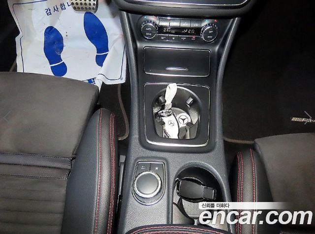 Mercedes-Benz CLA-Class 2018 — photo 12