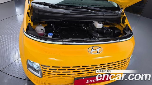 Hyundai Staria 2022 — photo 6