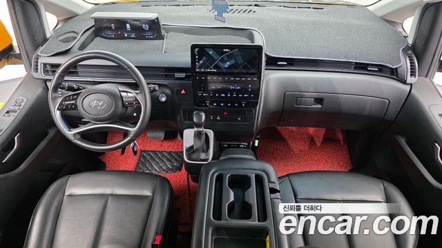Hyundai Staria 2022 — photo 10