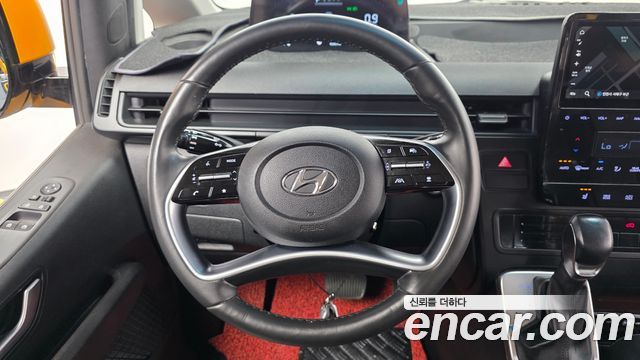 Hyundai Staria 2022 — photo 19