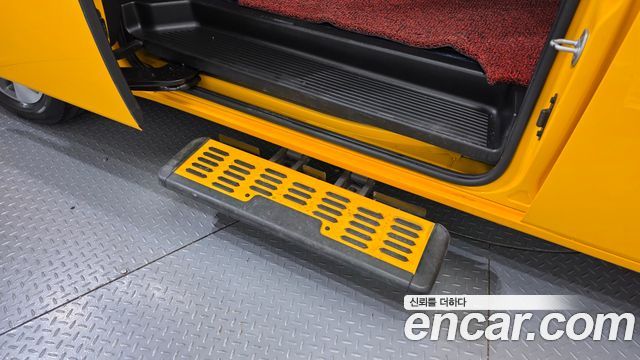 Hyundai Staria 2022 — photo 24