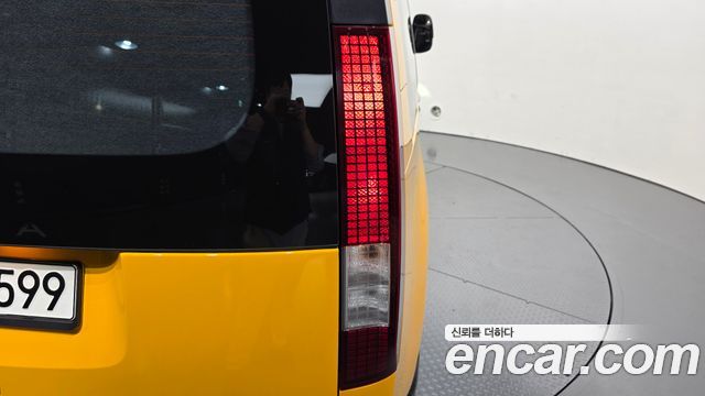 Hyundai Staria 2022 — photo 9