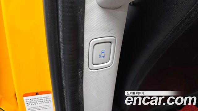 Hyundai Staria 2022 — photo 29