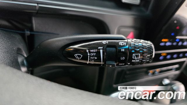 Hyundai Staria 2022 — photo 31