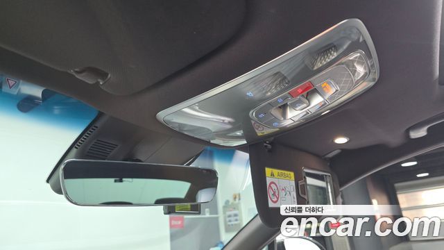 Genesis G80 2022 — photo 24