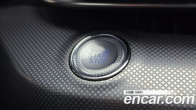 Genesis G80 2022 — photo 26