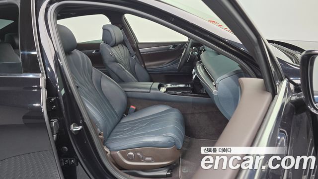 Genesis G80 2022 — photo 16