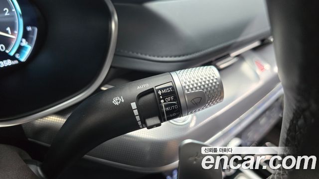 Genesis G80 2022 — photo 27