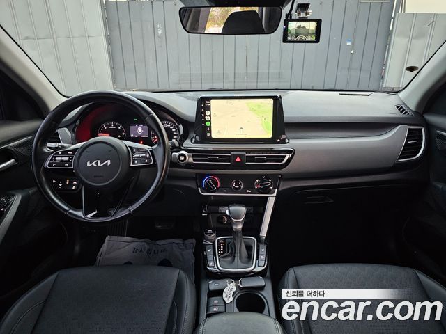Kia Seltos 2022 — photo 10