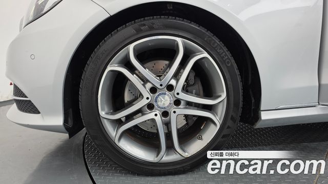 Mercedes-Benz E-Class 2016 — photo 5
