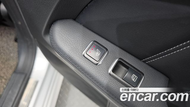 Mercedes-Benz E-Class 2016 — photo 15