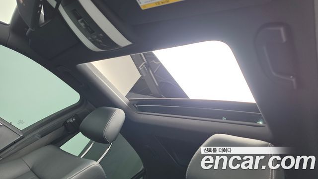 Mercedes-Benz E-Class 2016 — photo 16