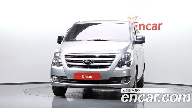 Hyundai Starex 2017 — photo 3