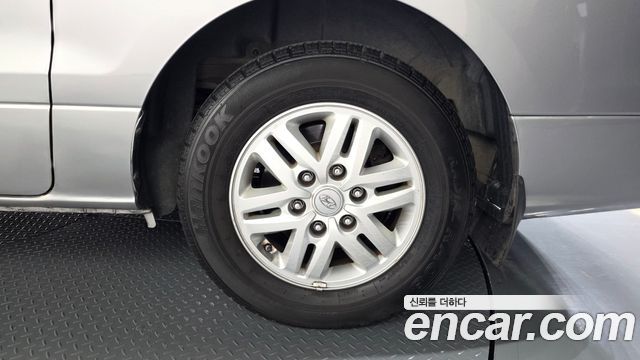 Hyundai Starex 2017 — photo 7