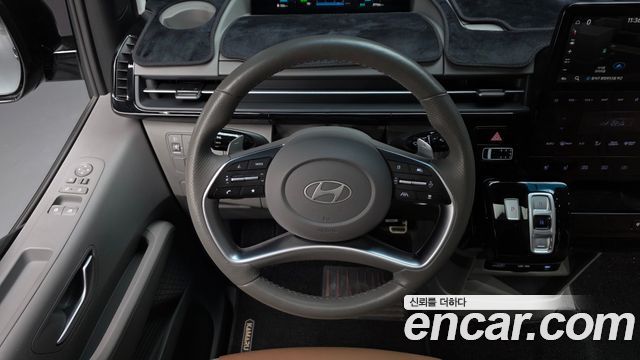 Hyundai Staria 2025 — photo 19