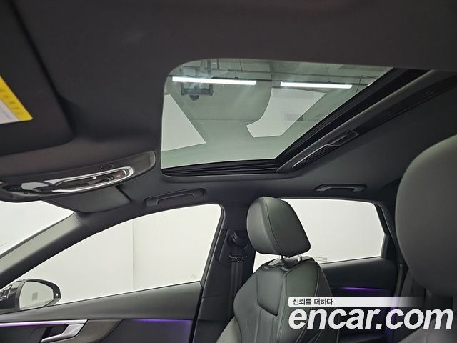 Audi A4 2019 — photo 9