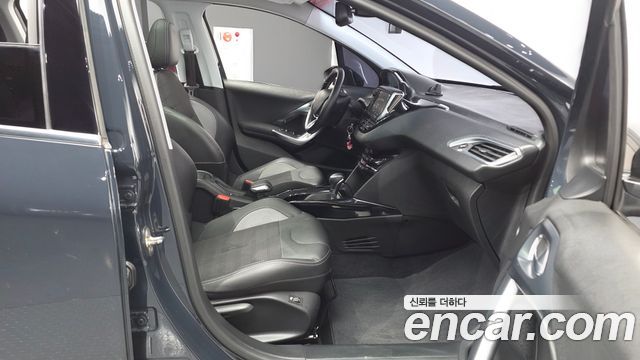 Peugeot 2008 2019 — photo 17