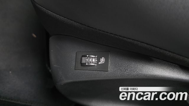 Peugeot 2008 2019 — photo 23