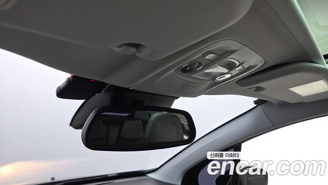 Peugeot 2008 2019 — photo 27