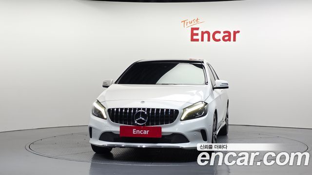 Mercedes-Benz A-Class 2018 — photo 3