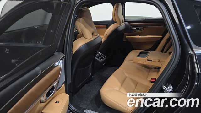 Volvo S90 2019 — photo 12