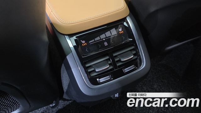 Volvo S90 2019 — photo 20