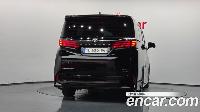 Toyota Alphard 2024 — photo 4