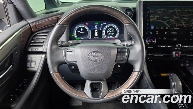 Toyota Alphard 2024 — photo 19