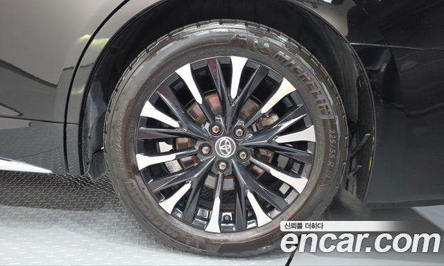 Toyota Alphard 2024 — photo 7