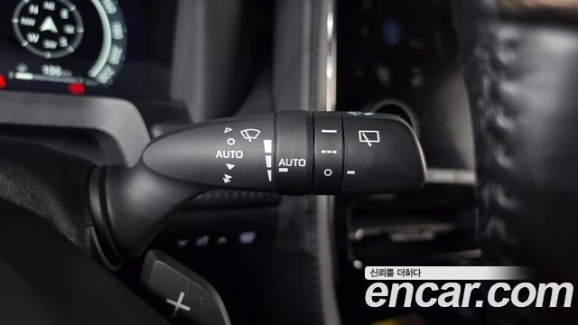 Toyota Alphard 2024 — photo 28