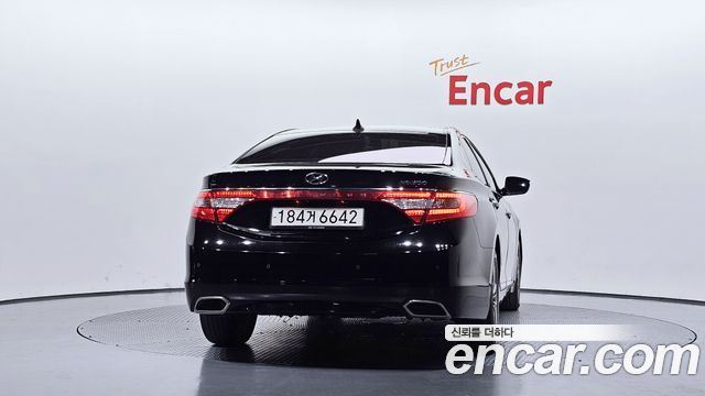 Hyundai Grandeur 2015 — photo 4