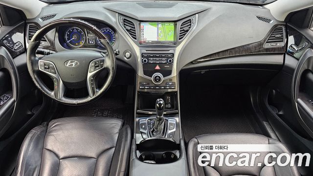 Hyundai Grandeur 2015 — photo 10