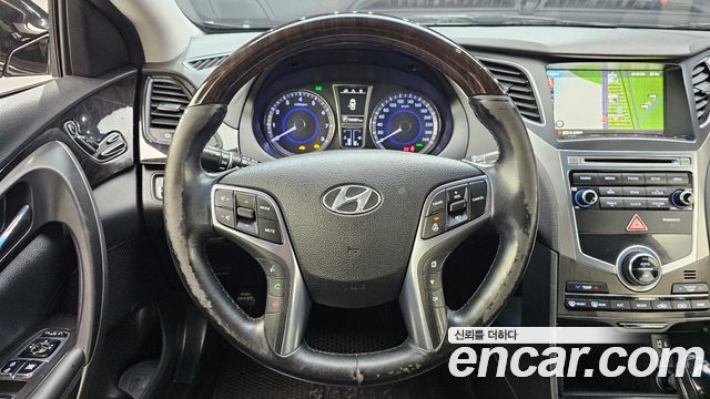 Hyundai Grandeur 2015 — photo 19