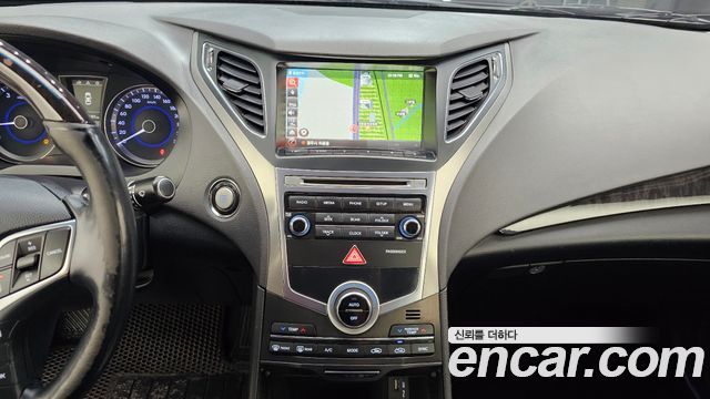 Hyundai Grandeur 2015 — photo 20