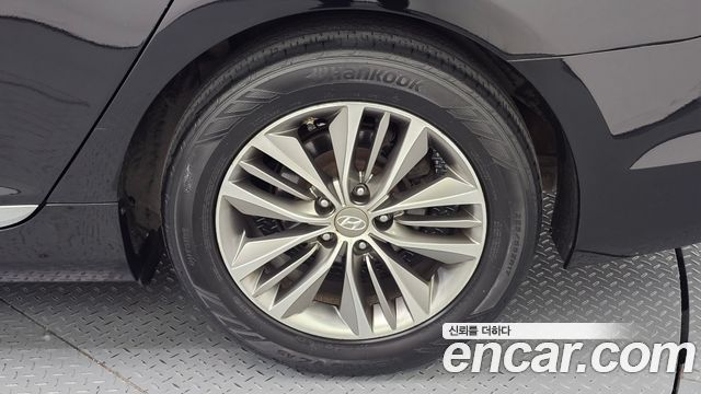 Hyundai Grandeur 2015 — photo 7