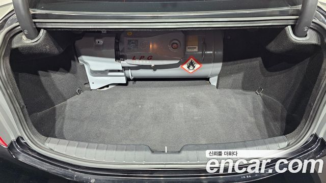 Hyundai Grandeur 2015 — photo 29