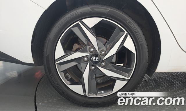 Hyundai AVANTE 2021 — photo 5