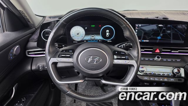 Hyundai AVANTE 2021 — photo 18