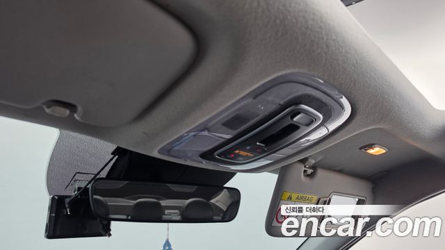 Hyundai AVANTE 2021 — photo 24