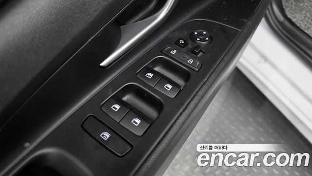 Hyundai AVANTE 2021 — photo 27