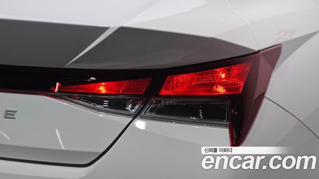 Hyundai AVANTE 2026 — photo 9