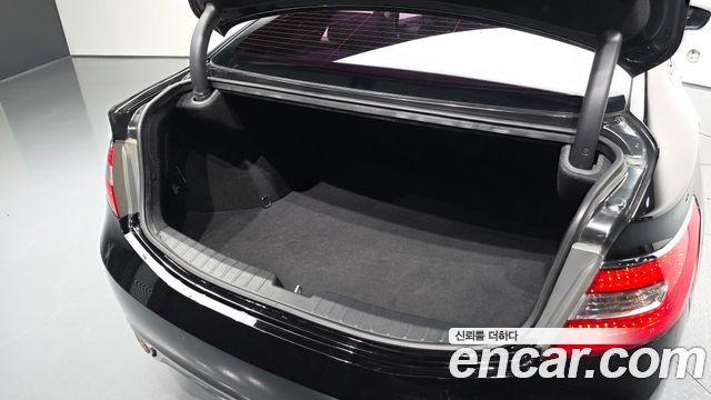 Hyundai Grandeur 2014 — photo 26