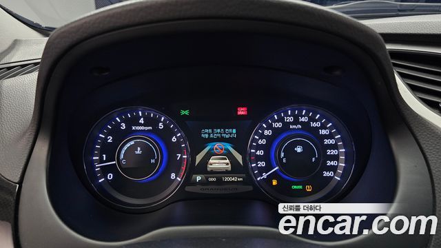 Hyundai Grandeur 2013 — photo 11