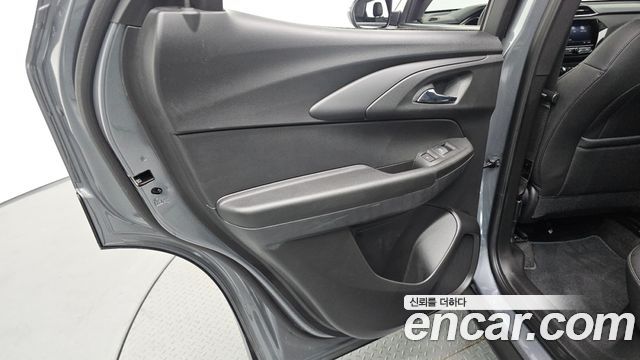 Chevrolet Korea Trailblazer 2021 — photo 15