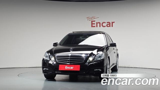 Mercedes-Benz E-Class 2010 — photo 3