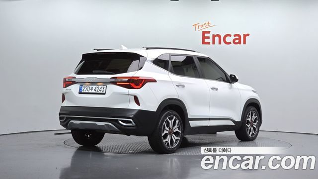 Kia Seltos 2022 — photo 2